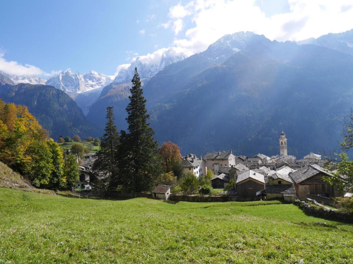 Hotel Palazzo Salis Soglio Kültér fotó